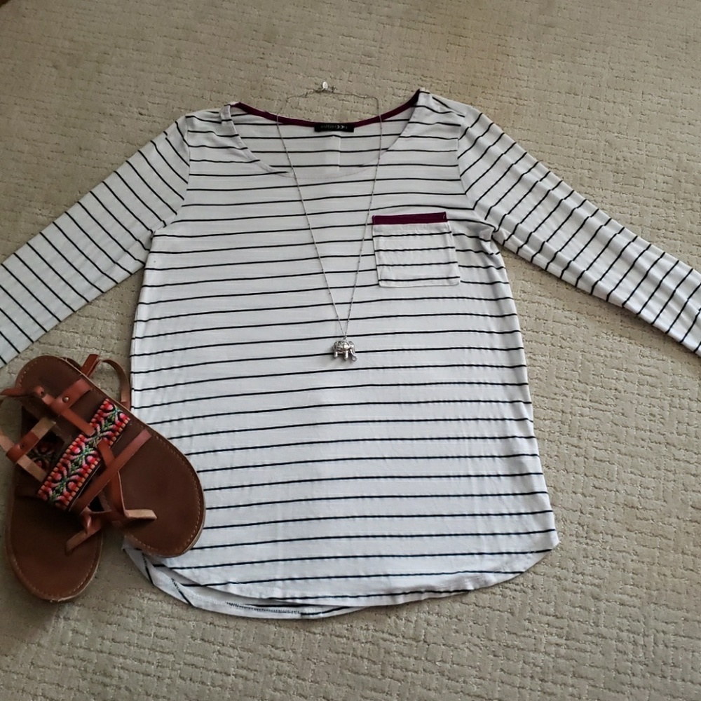 Horizontal stripe 3/4 sleeve top with button back